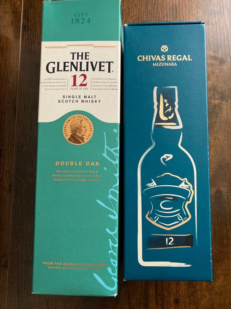 グレンリベット　シーバスリーガル　ミズナラ　12年　箱付き　紙袋付き