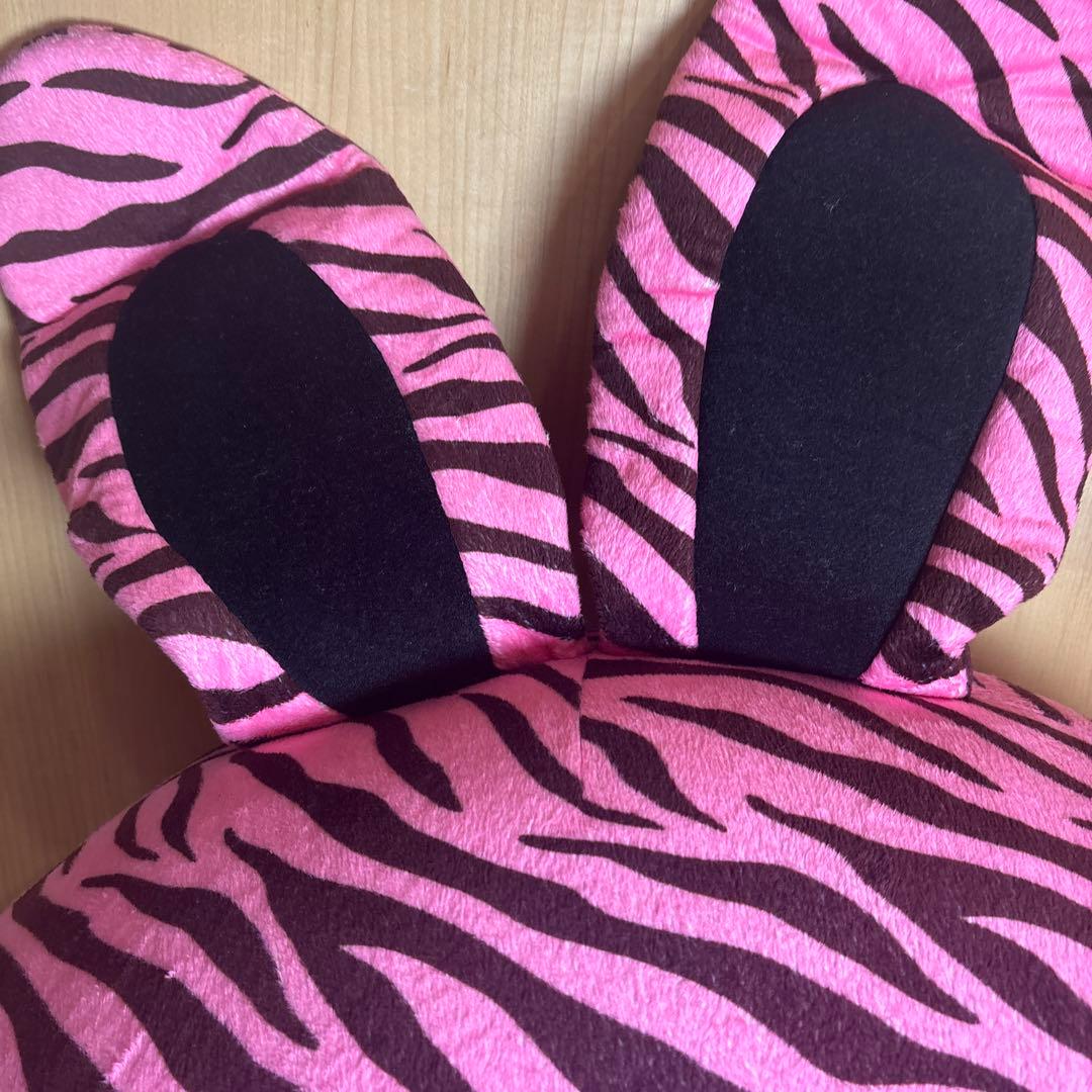 カラフルバニー　ゼブラ柄　キティ 特大　ぬいぐるみ　ヒョウ柄　ギャル　サンリオ