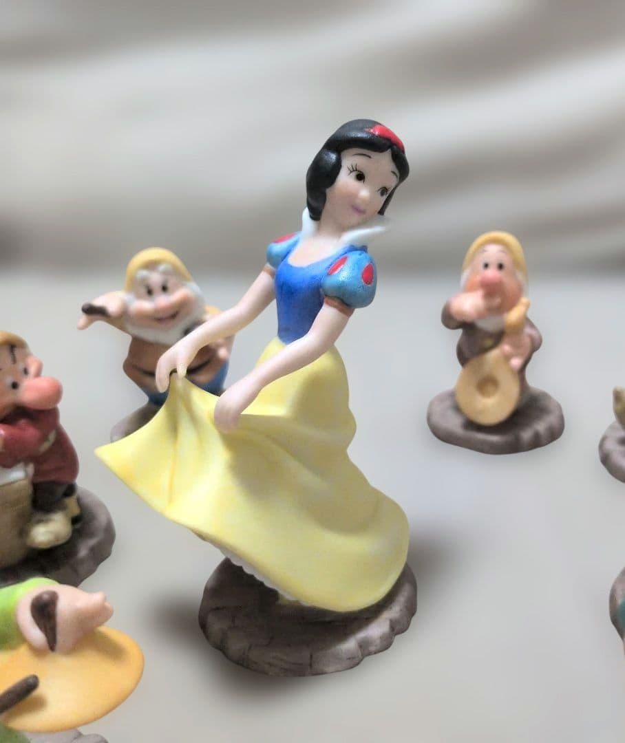 加藤工芸　白雪姫　ガーデンフィギュア　新品未使用　レア　廃盤品　ディズニー置き物