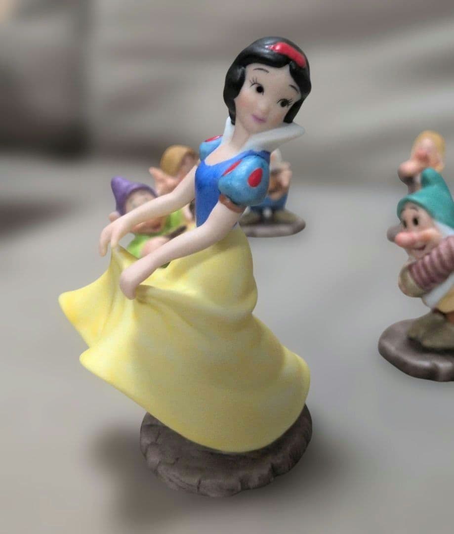 加藤工芸　白雪姫　ガーデンフィギュア　新品未使用　レア　廃盤品　ディズニー置き物