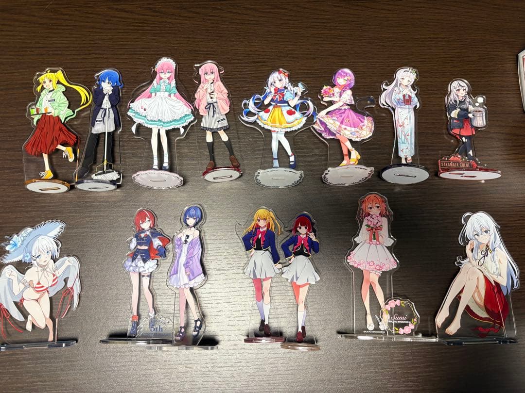 五等分の花嫁、カノカリ、ホロライブ、にじさんじ、ぼざろ、リゼロまとめ売り