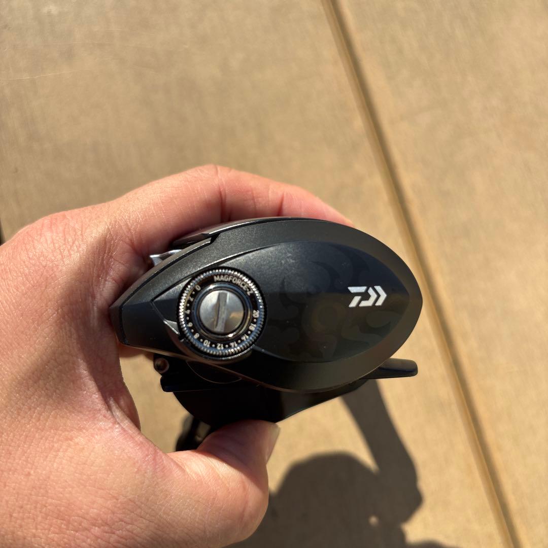 TATULA TW 80 ベイトリール