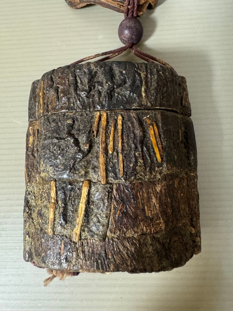 2290 時代物　印籠　根付