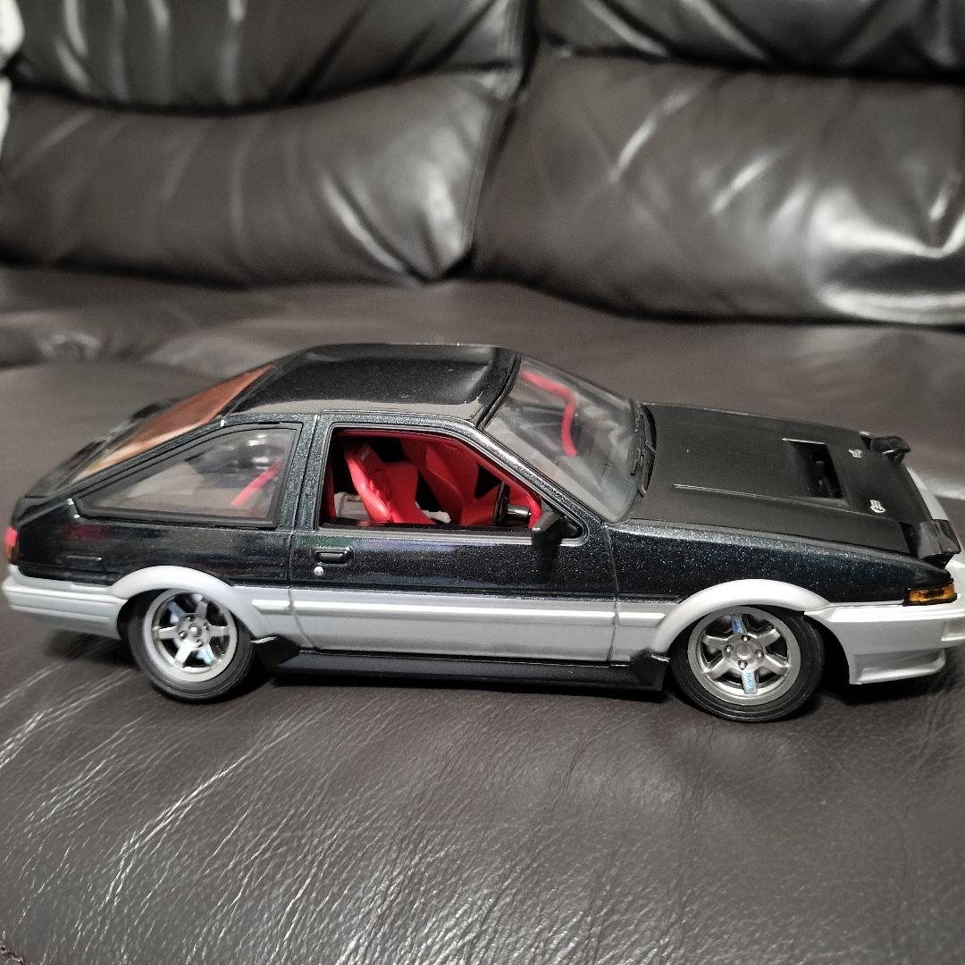 DISM AE86後期型1985年ハチロクautoart風精巧モデル頭文字D