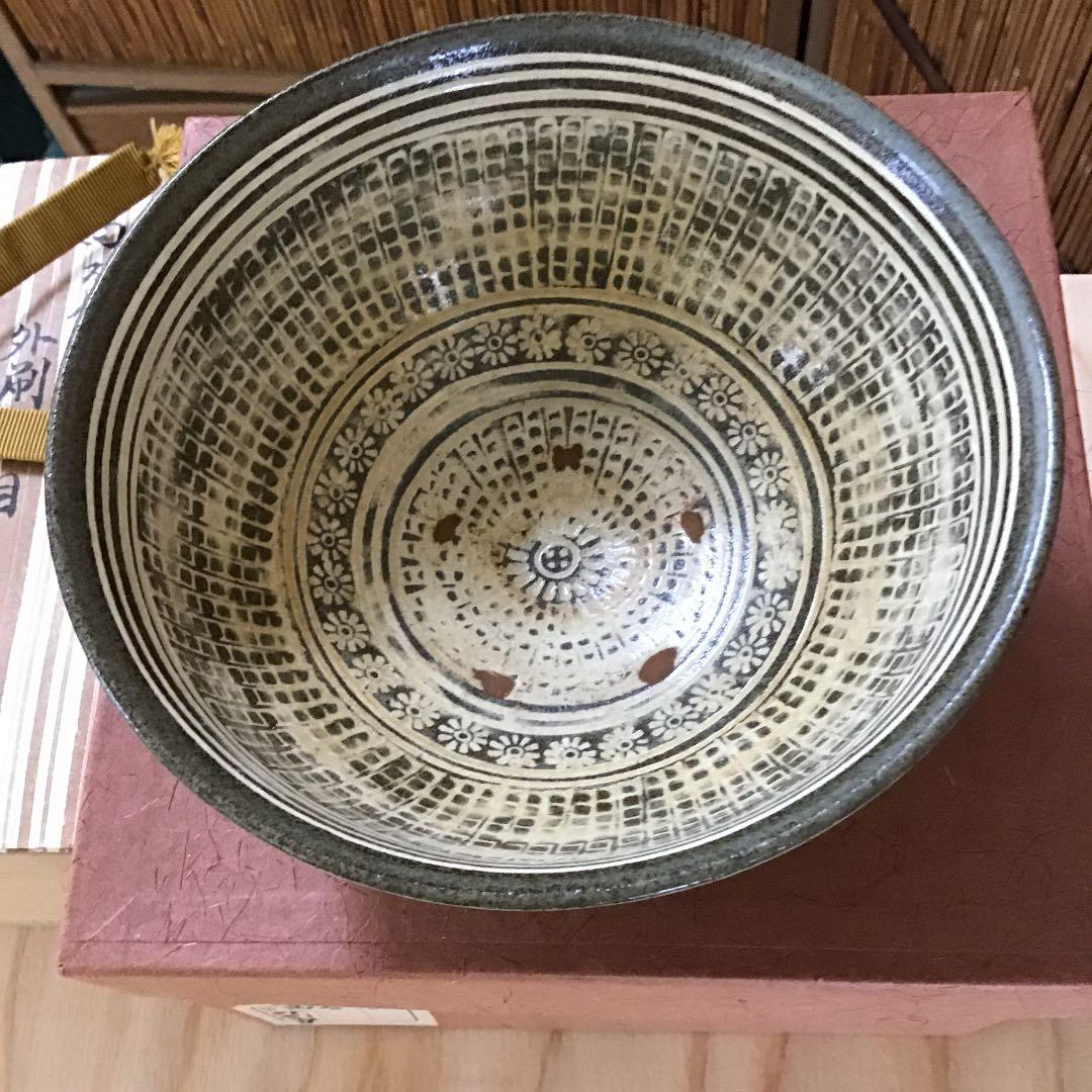 茶道具 茶碗 高麗三島 外刷毛目 韓国人間国宝 申相浩 作 桐共箱 N270SH