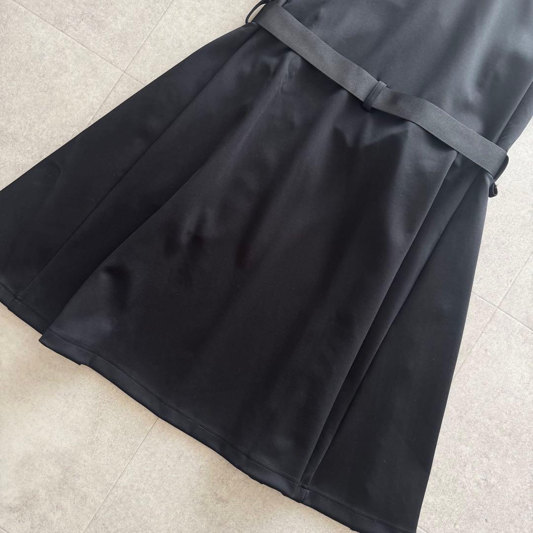 タグ付き　ムータマリンゴルフ　ワンピース　半袖　ロゴプリント　ベルト　黒　フレア