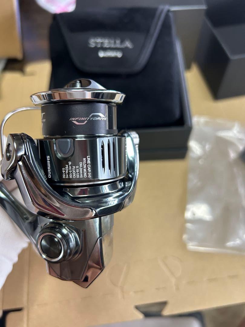 【新品未使用】シマノ 22ステラC2500S STELLA C2500S