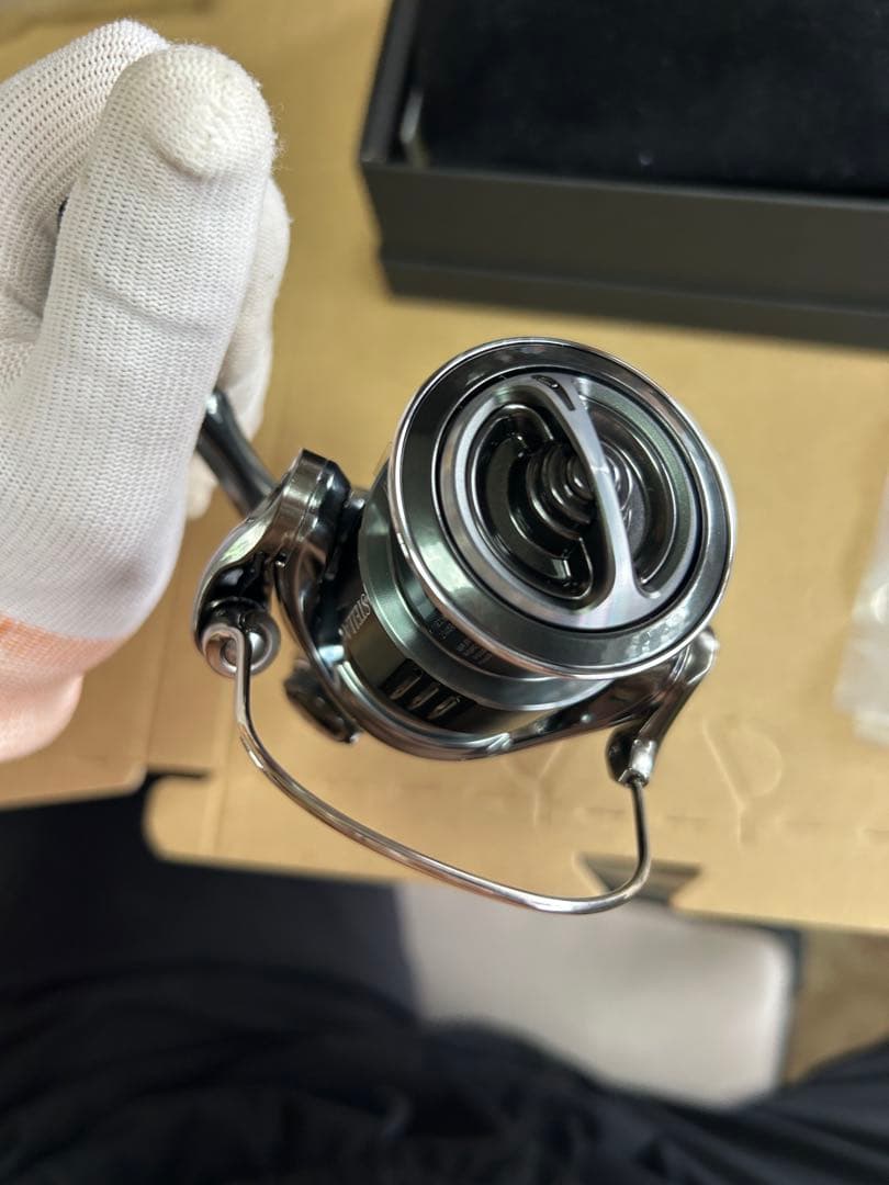 【新品未使用】シマノ 22ステラC2500S STELLA C2500S