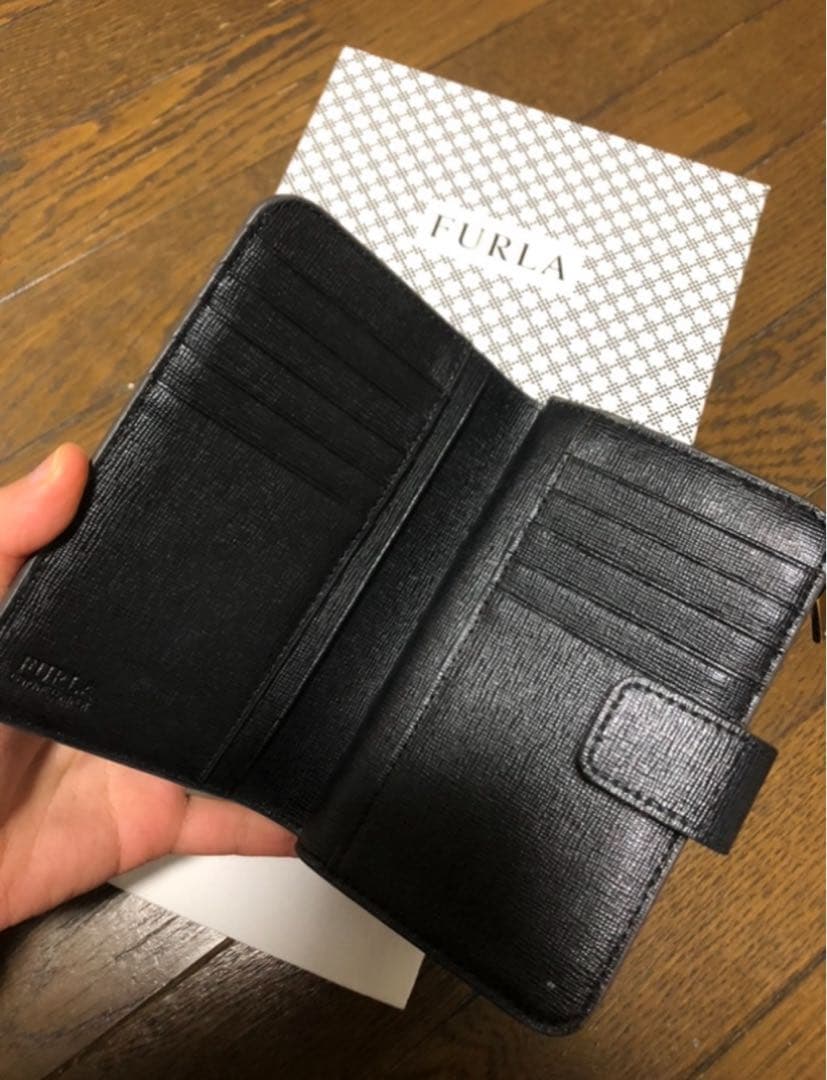 FURLA 折りたたみ財布
