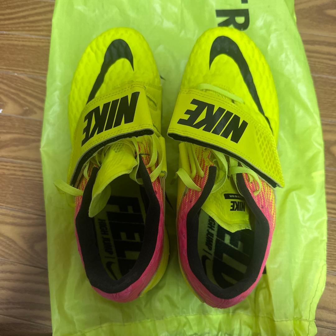 陸上　スパイク　NIKE