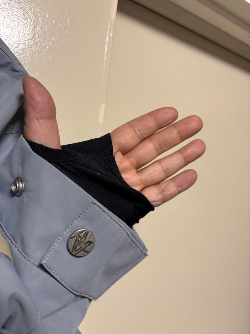 AA HARDWEARのプルオーバー　スノーボードジャケット　ウェア　スノボー