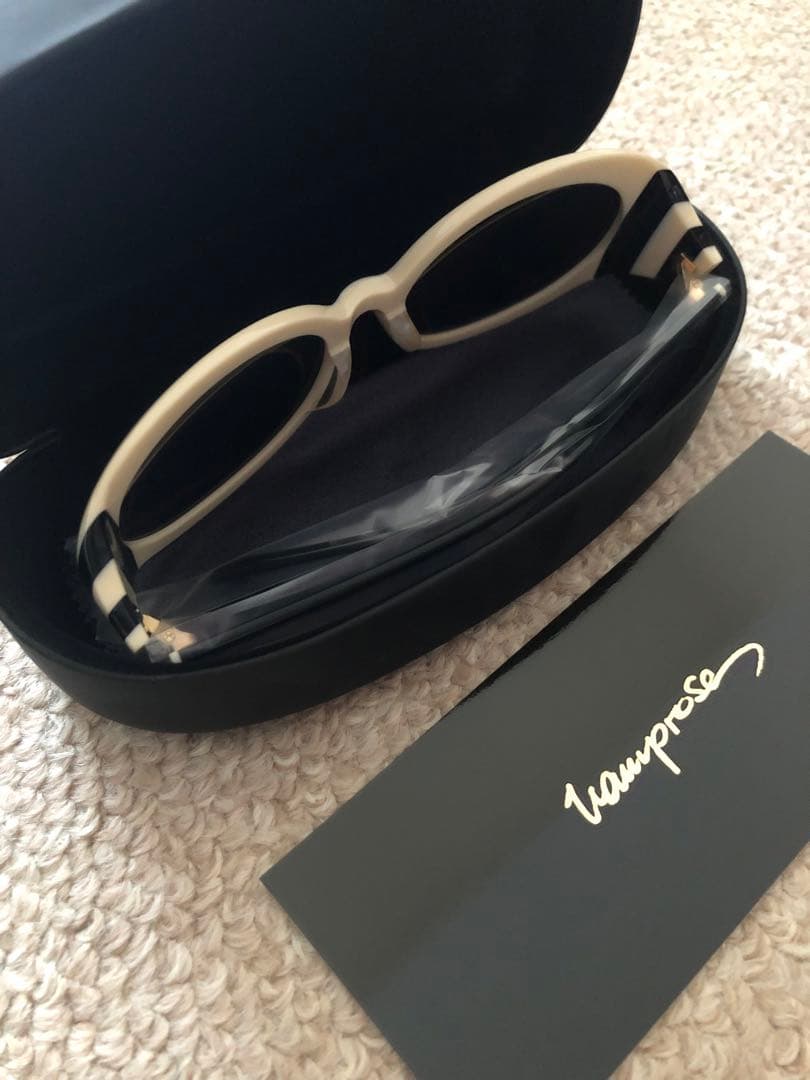 HYDE監修着用ぐるぐるサングラスファンクラブ 限定販売品　新品未使用