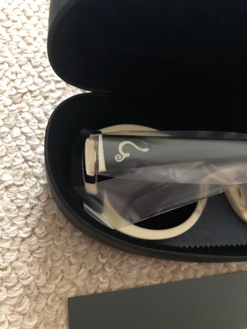 HYDE監修着用ぐるぐるサングラスファンクラブ 限定販売品　新品未使用