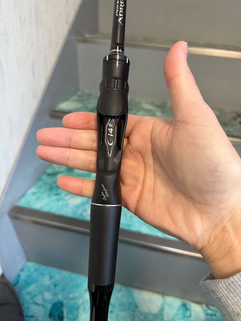シマノ　ジャッカル　ポイズンアドレナ　バス釣り　ロッド