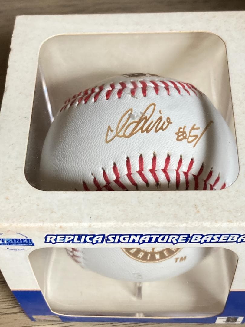 イチロー レプリカシグネチャーサインボール