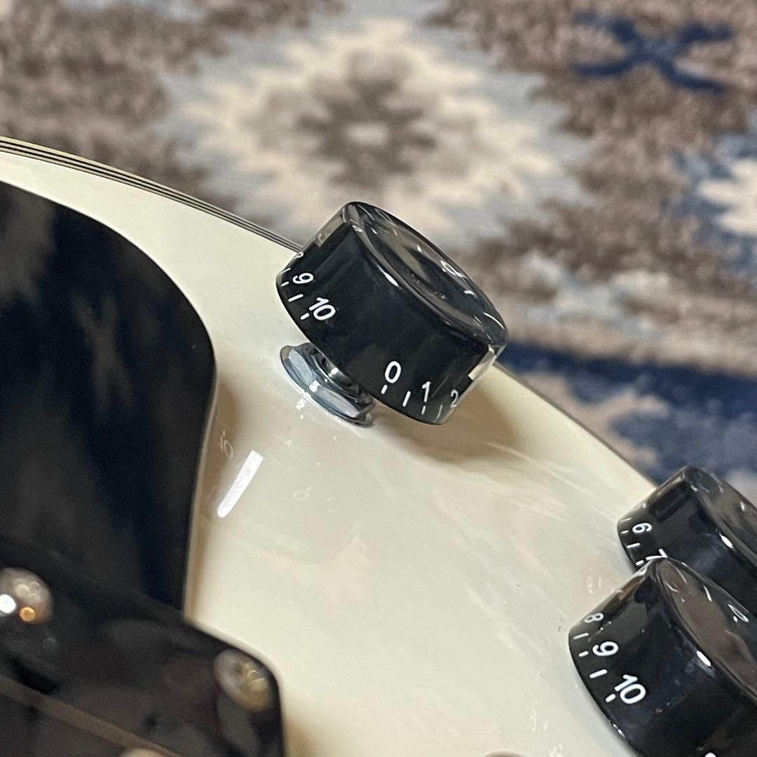 Busker’s Gibson Les Paul Custom 風 レスポール