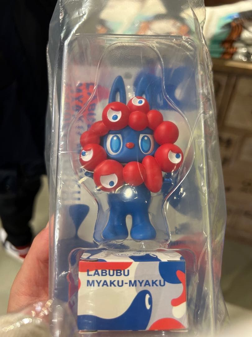 ミャクミャク　万博　LABUBU MYAKU-MYAKU フィギュア