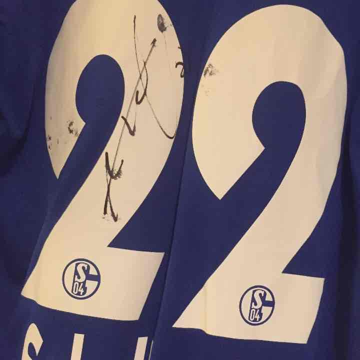 内田篤人 サイン入りユニフォーム