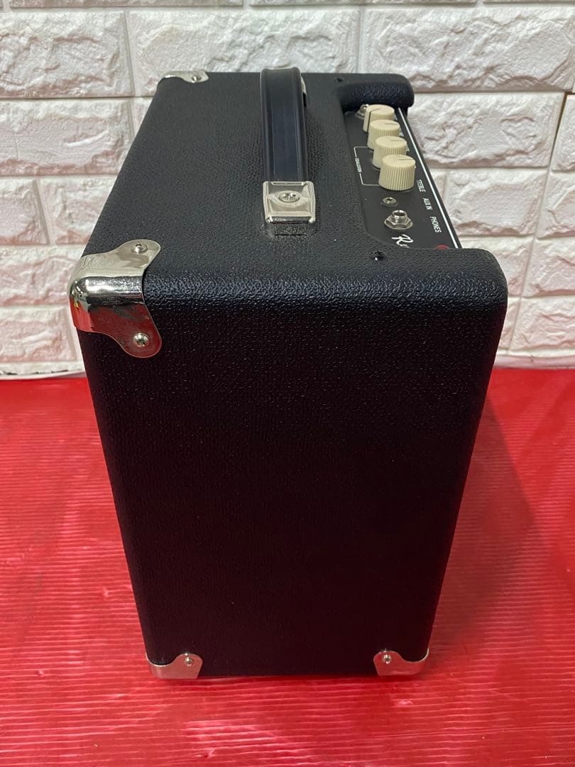 Fenderフェンダー Rumble 15ベース用コンボアンプ