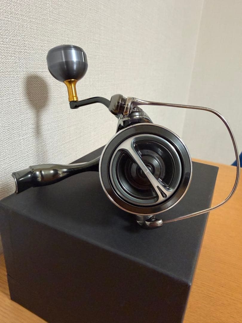 22ステラ4000MHG スピニングリール