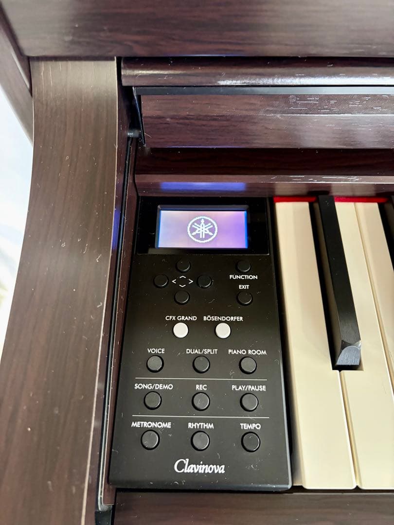 ④【送料込み】YAMAHA 電子ピアノ　CLP-735