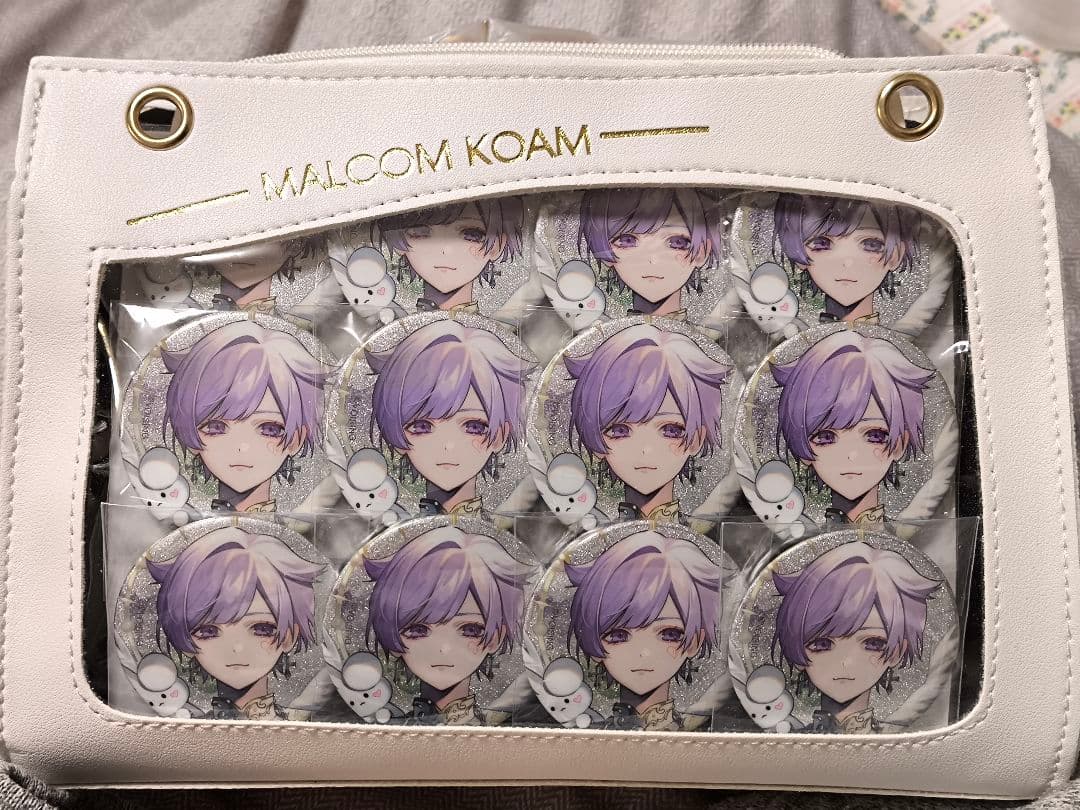 いれいす　初兎　缶バッジ付き痛バ