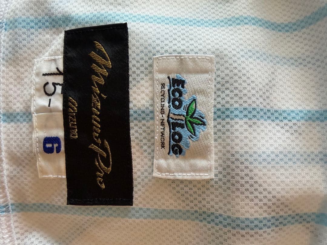 中田翔選手 着用ユニフォーム上下セット 背番号下に直筆サイン入り。