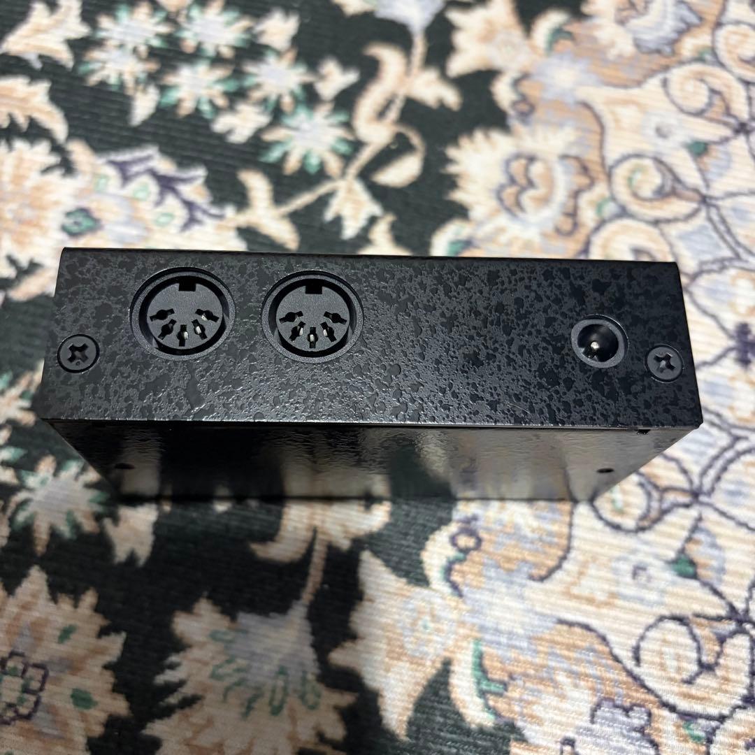 FREE THE TONE MB-5 MIDIスルーボックス