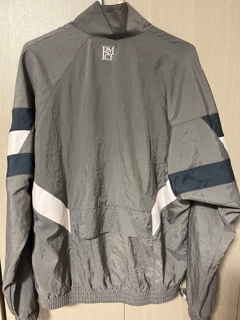 adidas Real Madrid ウィンドブレーカー グレー