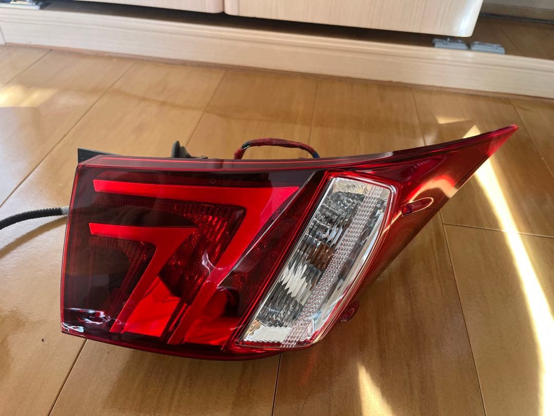 LEXUS レクサス AVE30 30系IS前期 純正テールランプセット