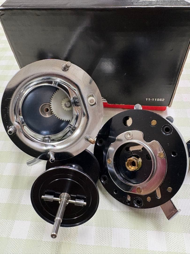 アブガルシア アンバサダー 5500C クラッシック ブルーグレー Abu