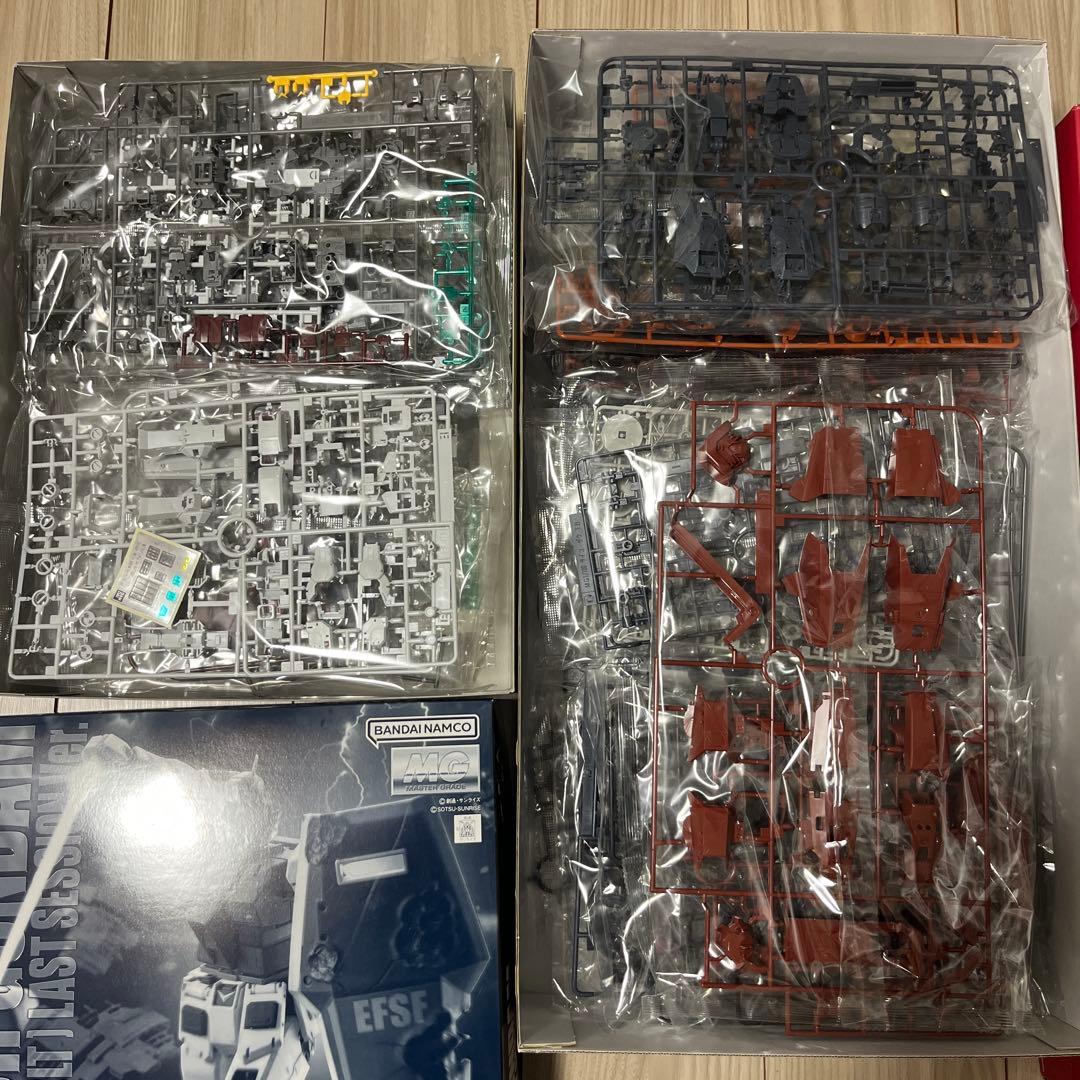 【最安値】MG 1/100 サイコ・ザク&フルアーマー・ガンダム　サンダーボルト