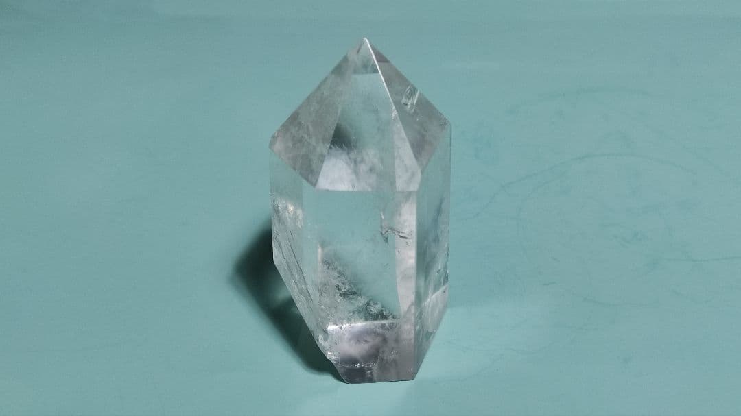 パワーストーン　天然石　エンジェルラダー入り水晶　ポイント　141g　No112