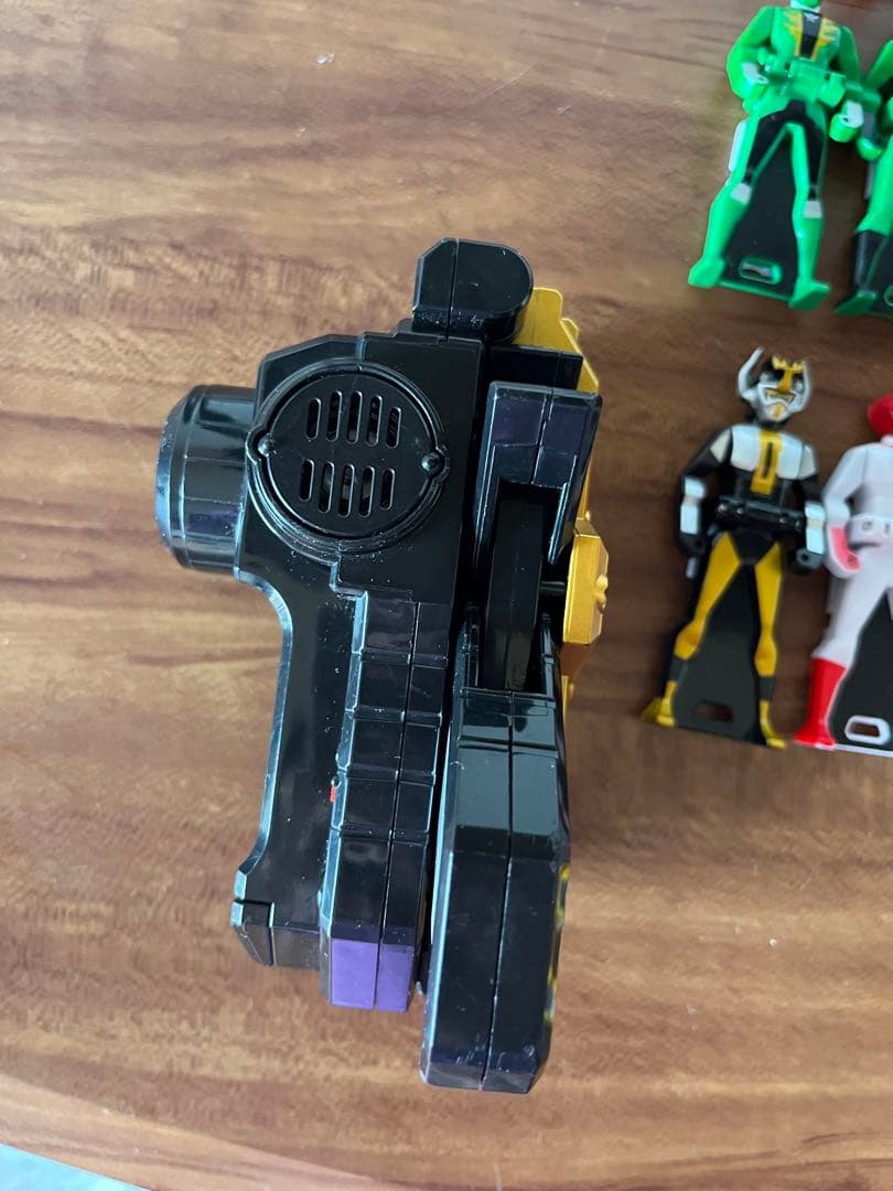 海賊戦隊ゴーカイジャー DXモバイレーツ レンジャーキー　フィギュア2体付き