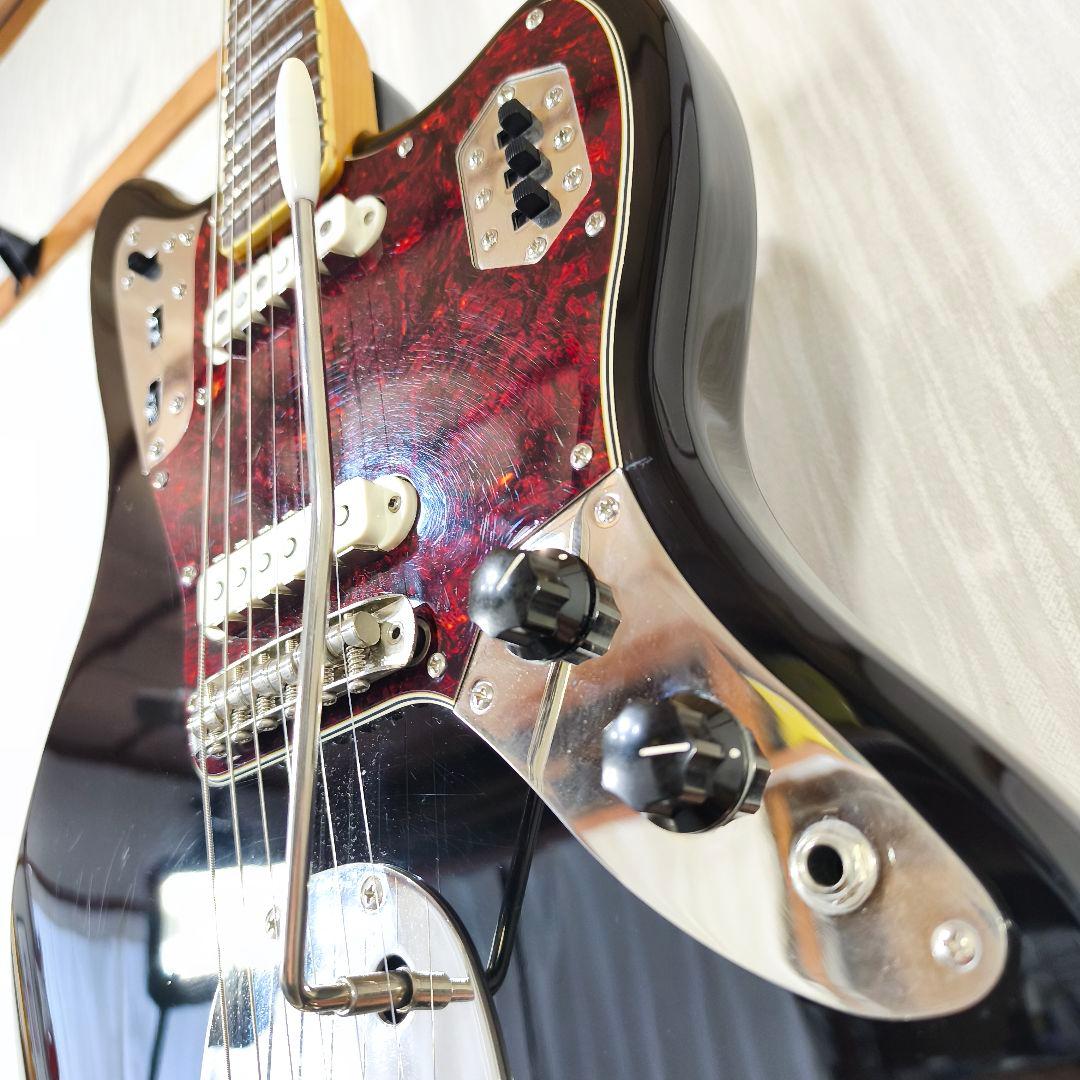 ギター Squier Classic Vibe '70s Jaguar Black