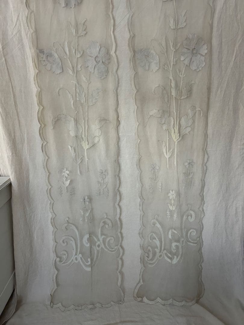 フランスアンティーク花柄刺繍チュールカーテン2枚セット