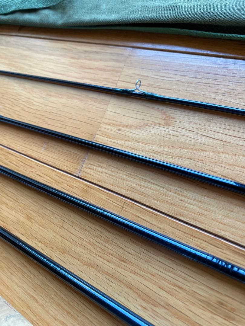 ダイワ　ファントム　AWF８０５ー５　＃４ー５　ドライ&ニンフ　ケース付き