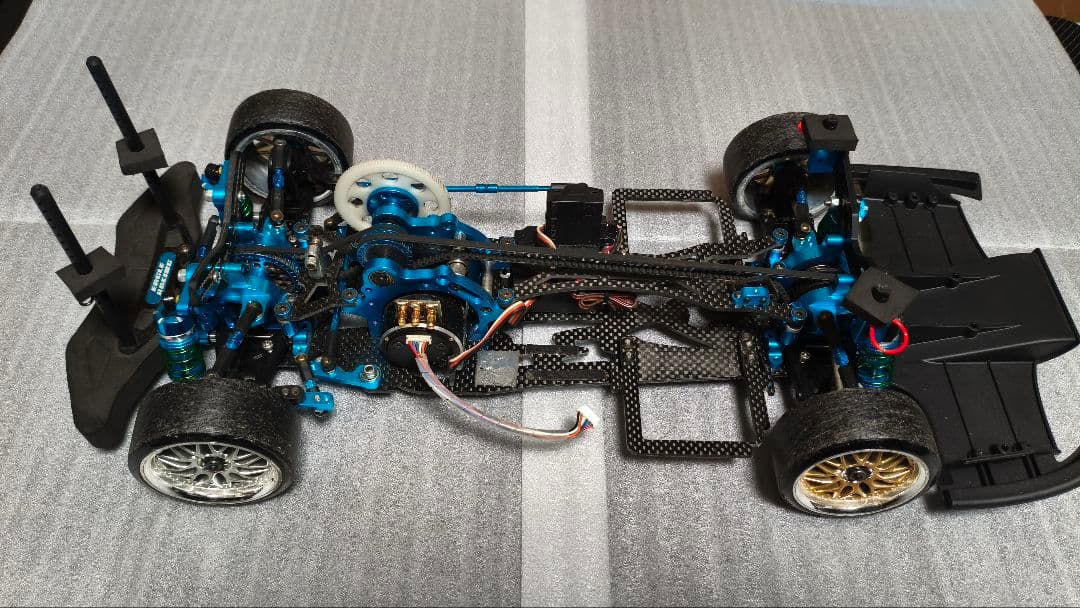 EAGLE　RACING　TA05改GRT ラジコンカー