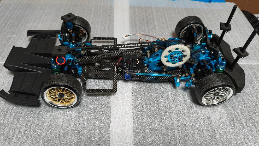 EAGLE　RACING　TA05改GRT ラジコンカー