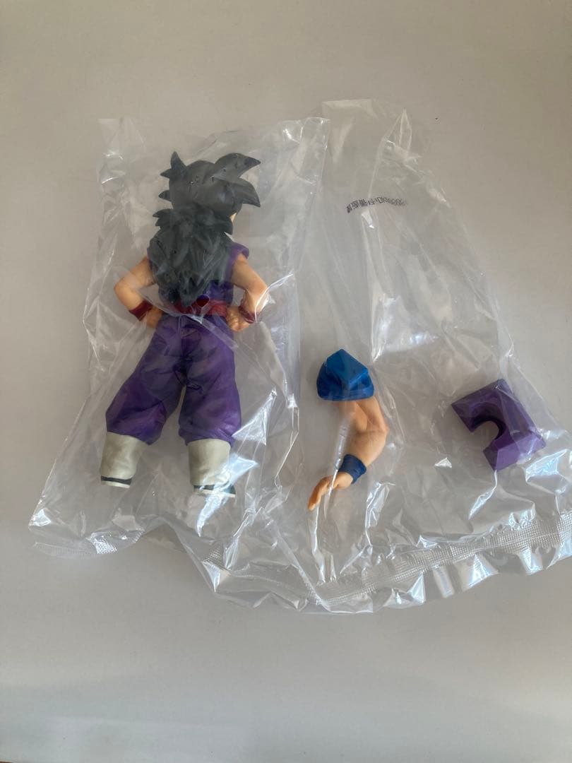 y*0様 中古未開封、ドラゴンボールZ造形駅伝SON GOKU孫悟空：少年の2体