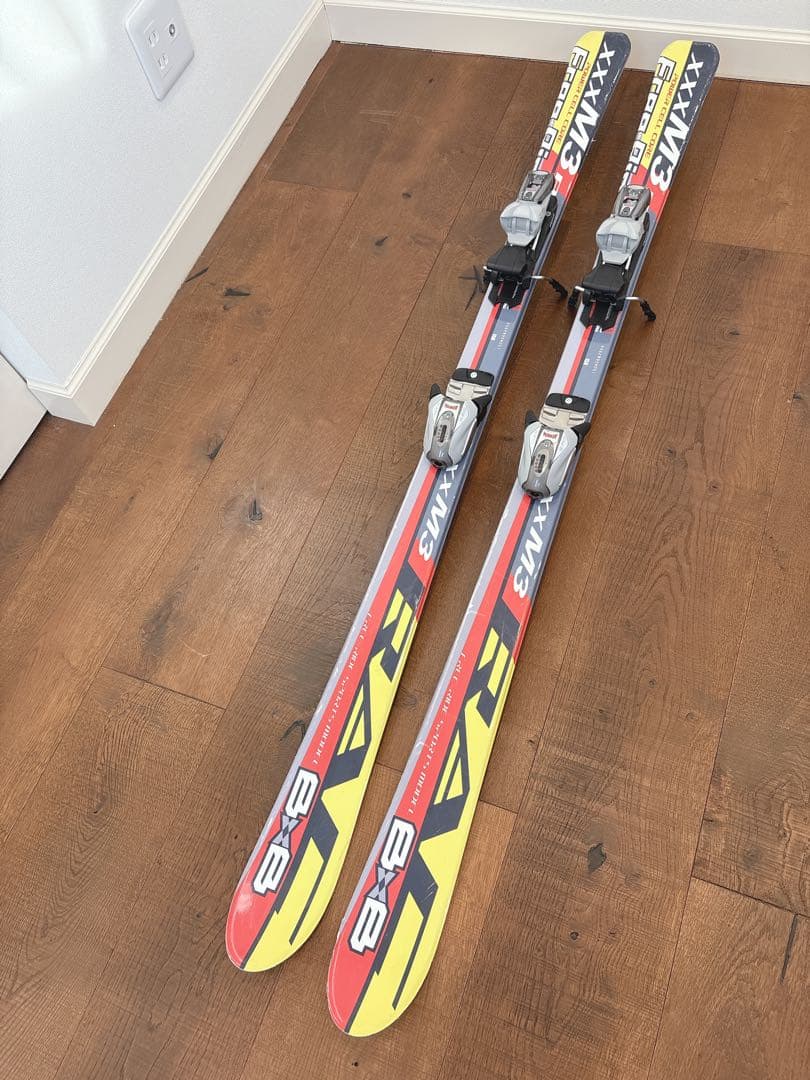 スキーセット　スキー板150cm・ブーツ25.5cm・ストック100cmセット