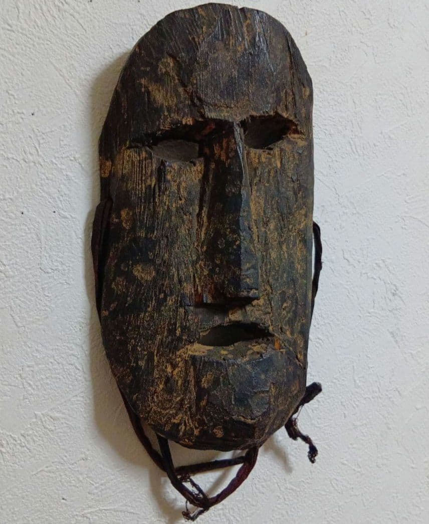 ネパール 呪物 シャーマンマスク 仮面 シェルパ族 タマン族 民間信仰 木彫