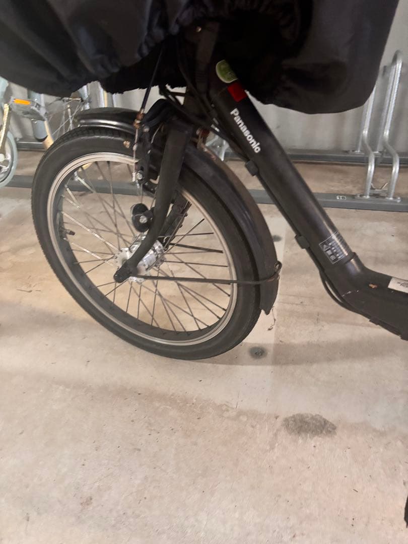 パナソニック　ギュット　中古車　対面引渡しのみ