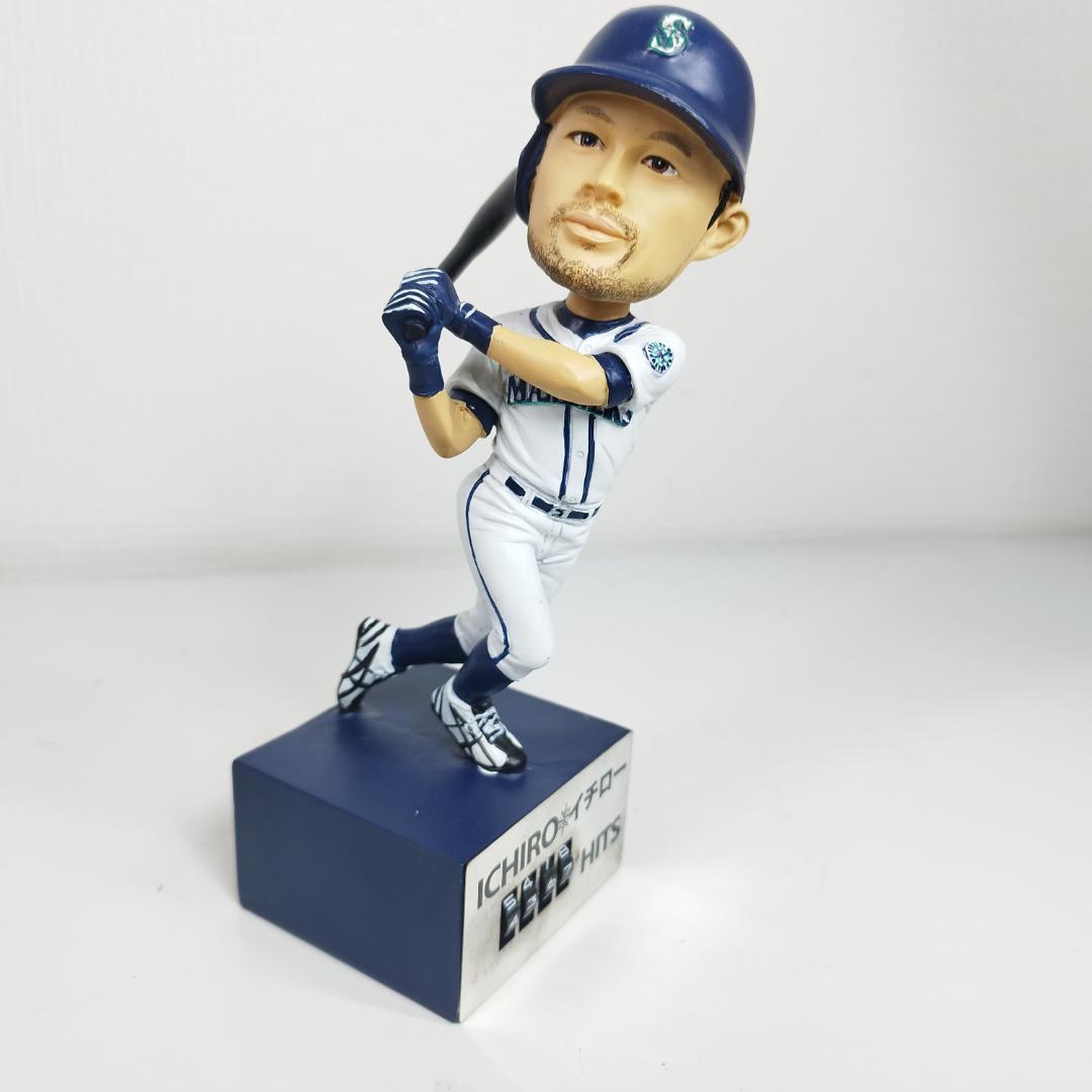 イチロー ヒットカウンター ボブルヘッド 2011 美品 首振り人形 IIO7