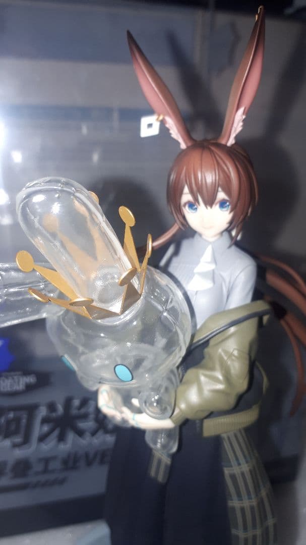 ＊ジャンク品＊ アーミヤ『FLOATING GEAR VER.』フィギュア