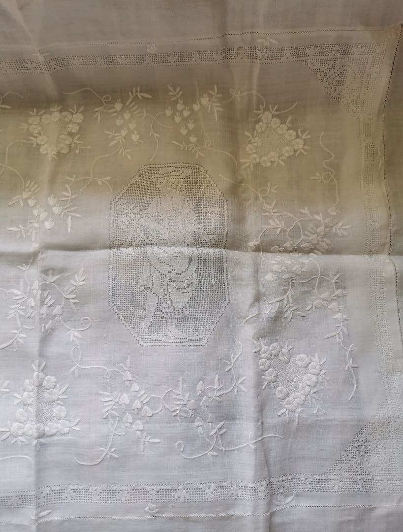 アンティーク∞スイスホワイトニードルワーク刺繍レース ピロー＆クッションカバー