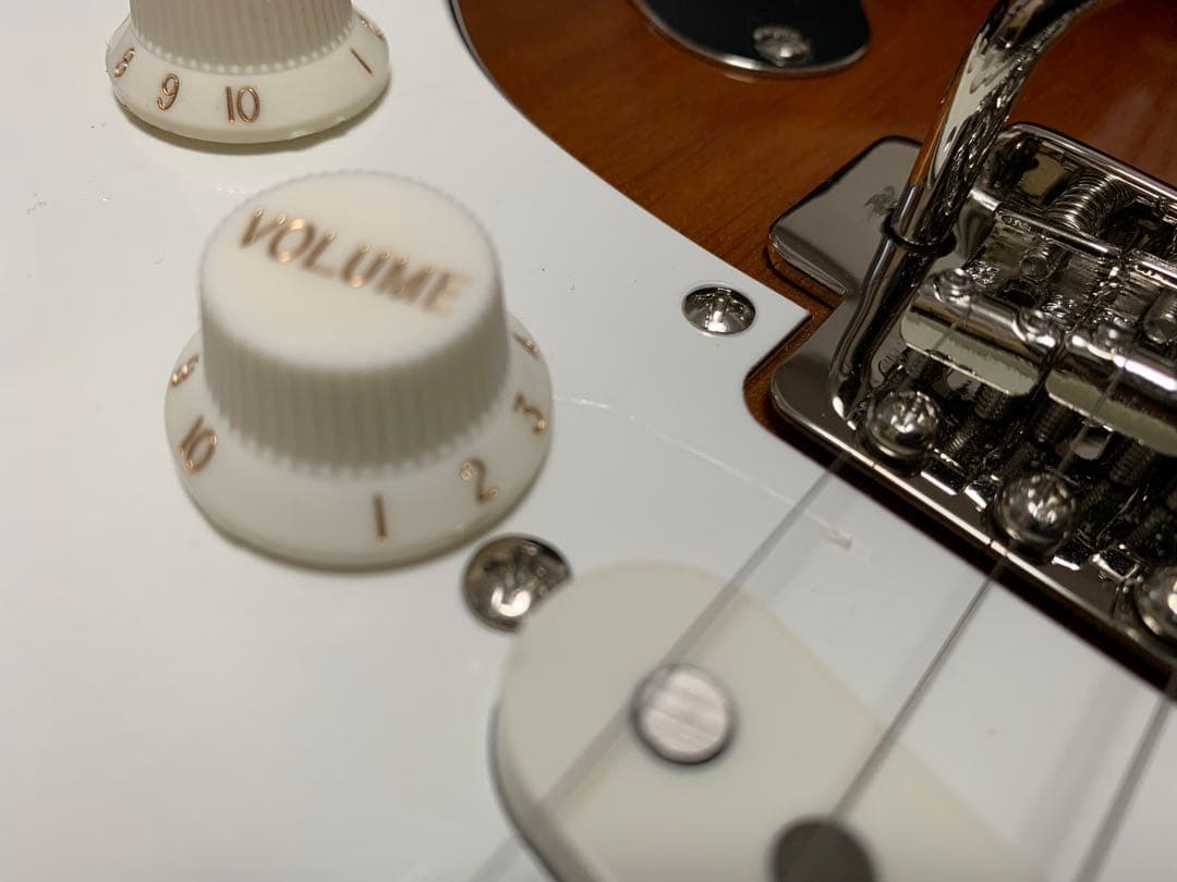 ギター Squier Classic Vibe '60s Stratocaster