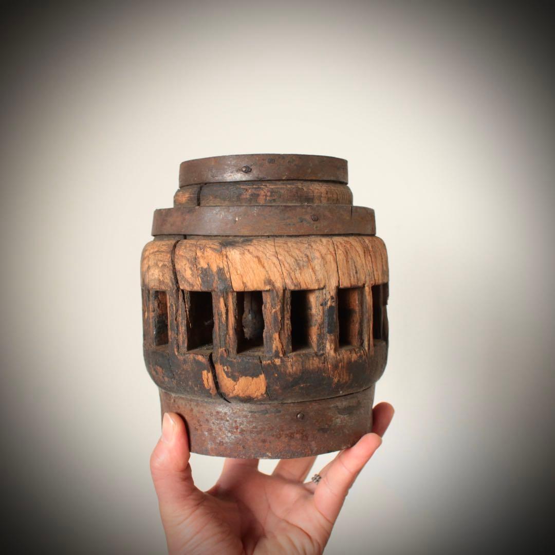 鉄と木でできた 軸 車輪軸 古道具 アンティーク ブロカント オブジェ