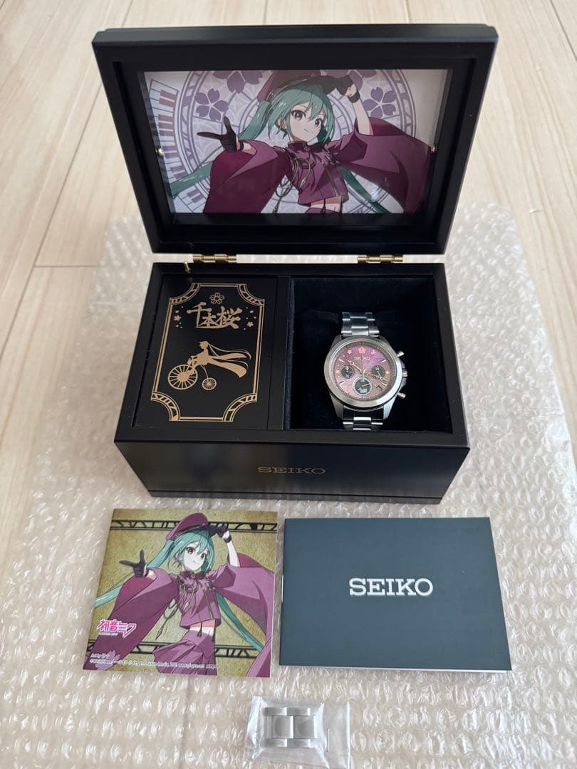 SEIKO 初音ミク 千本桜 セイコー コラボ腕時計 ~オルゴールボックス付き~
