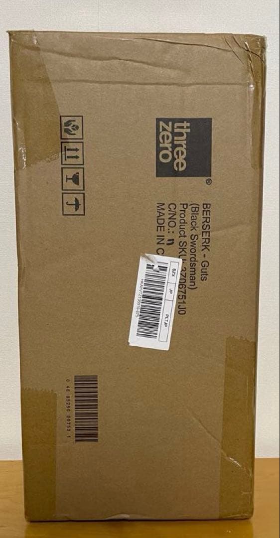 スリーゼロ　 ガッツ(黒い剣士) 1/6 可動フィギュア